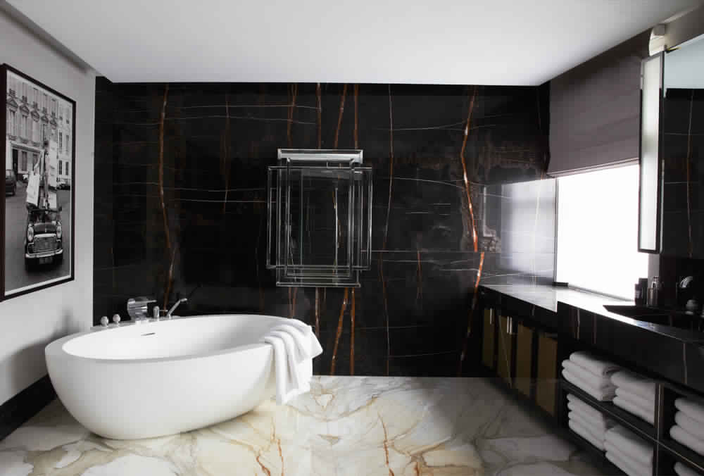 Knightsbridge-Residence-in-London-decoration-classique-luxe-salle de bain-cuisine-shower