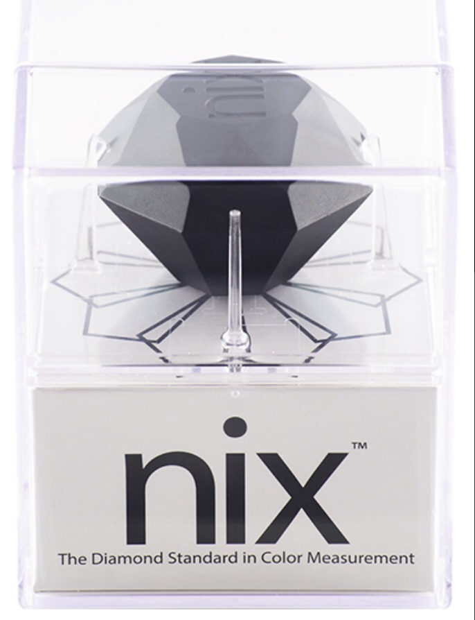 nix-pro-hero-shot-gadget-mobile-smartphone-application