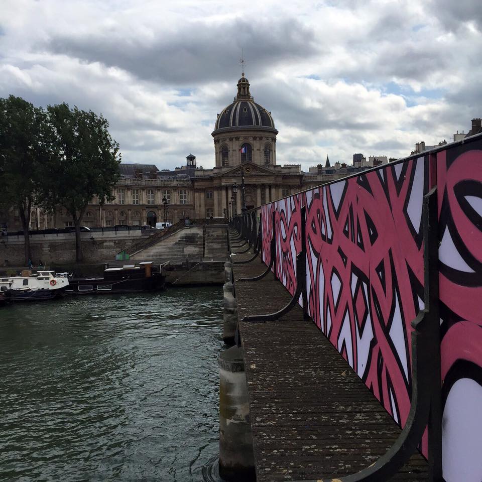 elseed street art pont des art pont calligraphie arabe