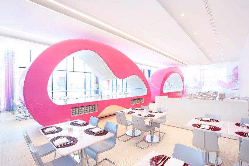 architecture-moderne-designer-karim-rashid-decoration-interieure